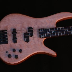 bajo CM4 QM
